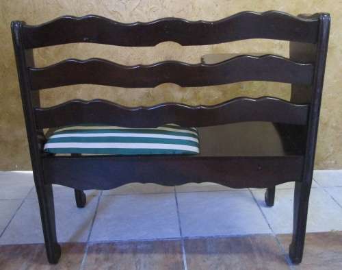 A MARVELOUS SOLID IMBUIA TELEPHONE TABLE - STUNNING PIECE OF FURNITURE