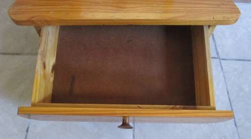 A FANTASTIC SOLLID WOOD CHEVAL MIRROR STYLE DRESSING TABLE WITH A DRAWER