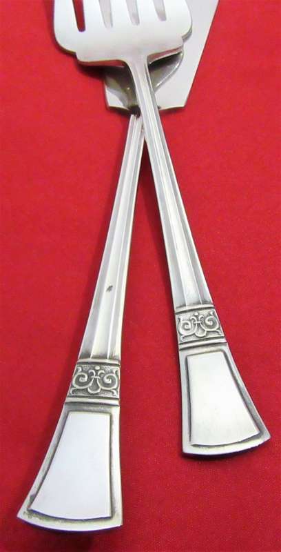 XMAS PRO FISH OR CAKE SERVING SET IN ORIGINAL BOX ANGORA - SILVER PLATE CO LTD EPNS - 829600 DESIGN