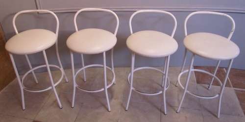 FOUR FANTASTIC VINTAGE STEEL HIGH CHAIRS - PERFECT FOR KITCHEN OR VINTAGE BAR