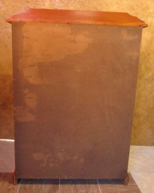 WOW A 1.5M TALL SOLID WOOD CHEST OF DRAWERS WITH SEVEN LARGE DRAWER - IN EXCELLENT CONDITION