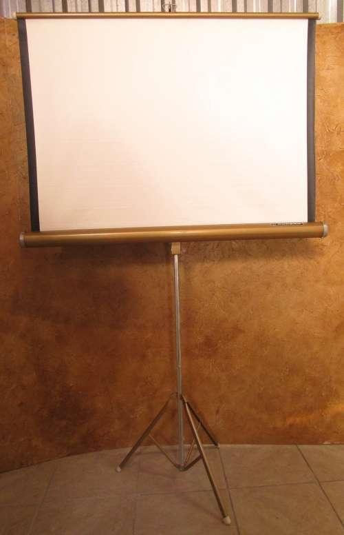 A MARVELOUS VINTAGE PROJECTOR SCREEN IN GOOD CONDITION