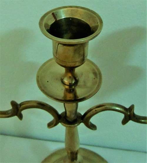 WOW A ELGANT VINTAGE THREE TIER BRASS CANDLE HOLDER TO SET THE MOOD ON THE DINNER TABLE