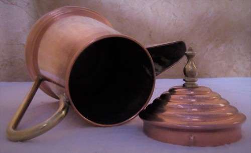 A BEAUTIFUL VINTAGE COPPER & BRASS COFFEE KETTLE - STUNNING KITCHEN DECOR SURE STILL USEABLE