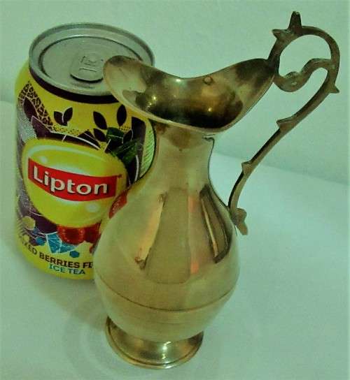 XMAS PROMOTION !!!! A LOVELY VINTAGE BRASS VASE WITH STUNNING DETAIL IN A WATER  PITCHER SHAPE