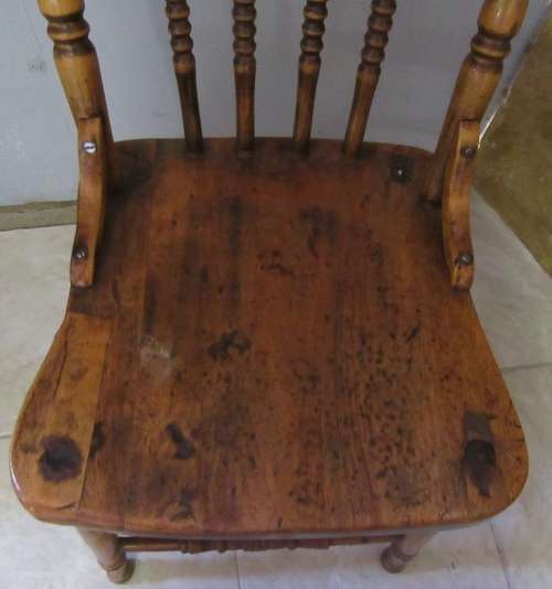 XMAS PROMSION!!!!  ANTIQUE COLONIAL CHAIR BEACH/OAK? SOLID WOOD SHIPPED FROM ENGLAND MANY YEARS BACK