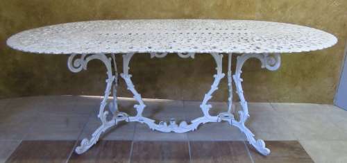A  GORGEOUS 8 SEATER CASR ALUMINIUM GARDEN SET - Perfect for patios, braai area, gardens,