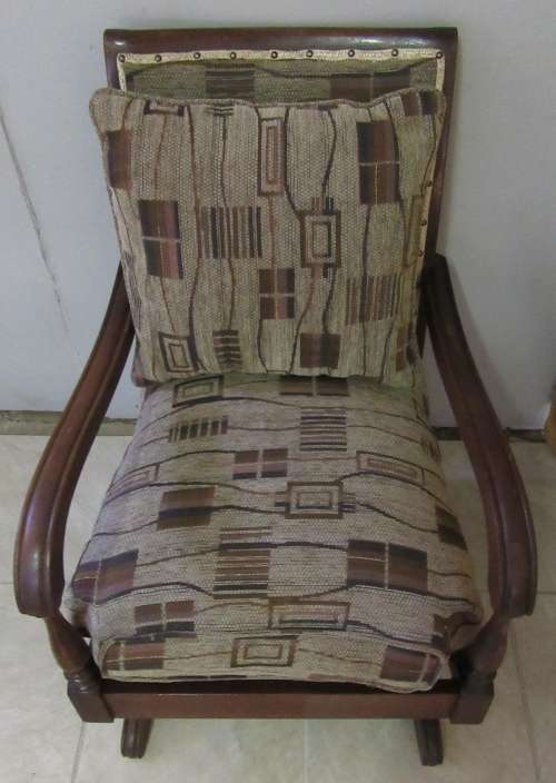 A LOVELY VINTAGE SOLID WOOD IMBUIA OCCASIONAL ROCKING CHAIR UPHOLSTERY IN GOOD CONDITION