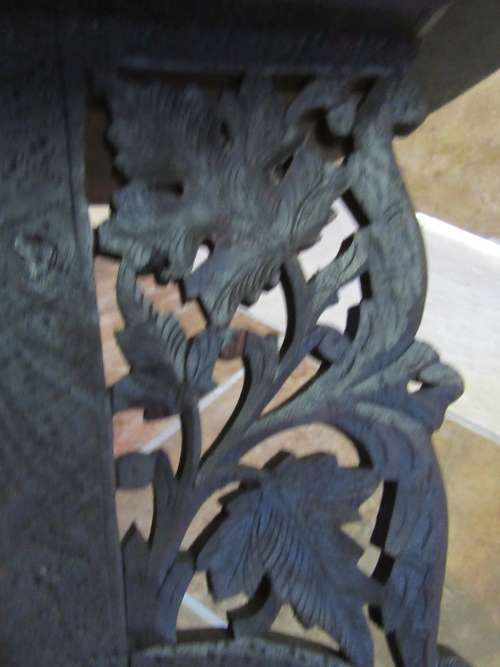 A BEAUTIFUL HANDCRAFTED EGYPTIAN STYLE SIDE TABLE