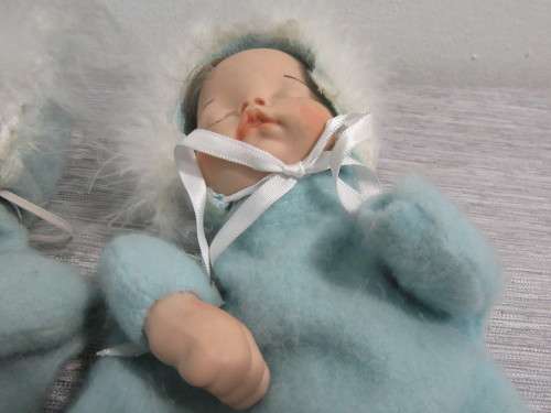 TO CUTE TO PORCELAIN BABIES FOR YOUR COLLECTION