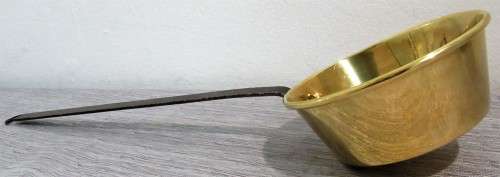 STUNNING KITCHEN DECOR A 46CM LONG SAUCER PAN