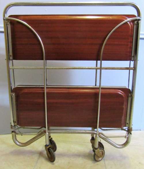 AN AMAZING VINTAGE FOLD UP DRINKS TROLLEY ON CASTERS