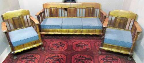 A magnificent "Malan Stink wood" Lounge Set is excellent condittion
