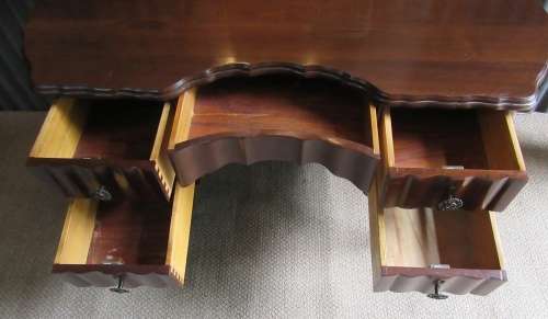 A STUNNING IMBUIA BALL & CLAW DRESSING TABEL -