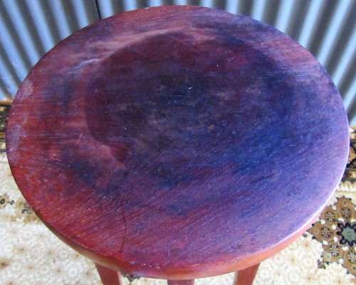 A MARVELOUS VINTAGE SOLID WOOD TALL PLANT OR LAMP STAND