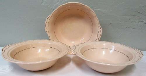 THREE LOVLEY VINTAGE PEACH PETAL GRINDLEY ENGLAND SERVING BOWLS