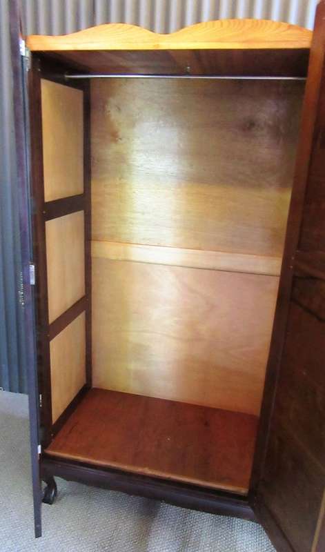 A GORGEOUS THREE DOOR VINTAGE BALL & CLAW WARDROBE WITH LOTS OF VINTAGE CHARM