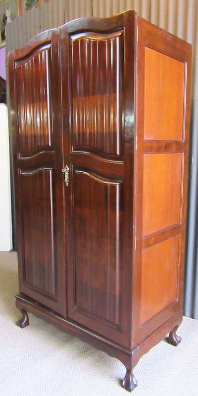 A GORGEOUS TWO DOOR VINTAGE BALL & CLAW WARDROBE WITH LOTS OF VINTAGE CHARM