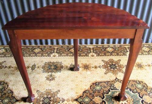 A LOVELY BALL & CLAW HALF MOON TABEL - OLD WORLD CHARM