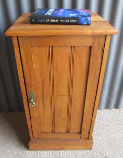 A GORGEOUS ANTIQUE SOLID WOOD ONE DOOR CABINET WILL LOOK STUNNING IN A BATHROOM - OR FOR A BEDSIDE