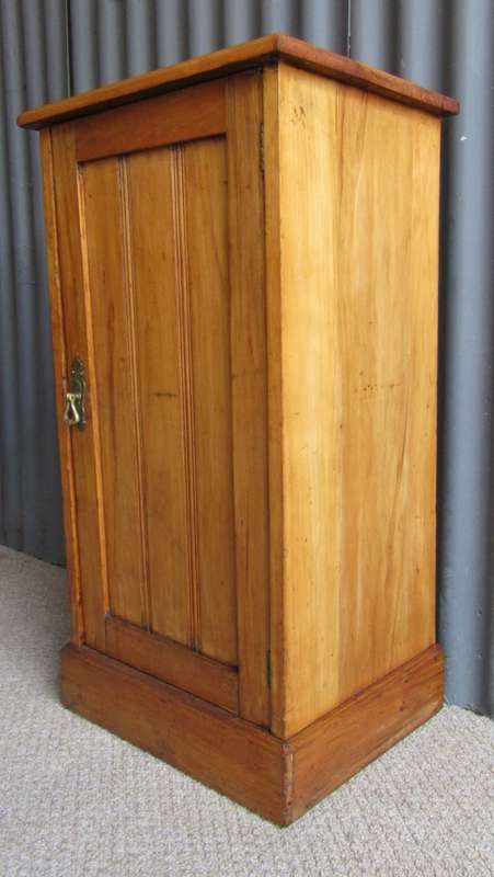 A GORGEOUS ANTIQUE SOLID WOOD ONE DOOR CABINET WILL LOOK STUNNING IN A BATHROOM - OR FOR A BEDSIDE