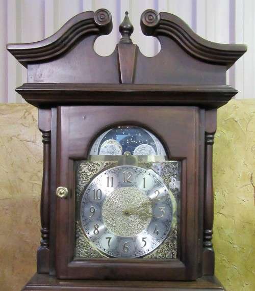 Franz Hermle Grandfather Clock with Bright Oak Case,  Oak wood, brass, glass  Gosheim, Germany,
