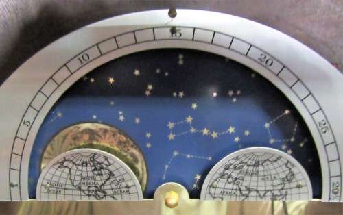 Franz Hermle Grandfather Clock with Bright Oak Case,  Oak wood, brass, glass  Gosheim, Germany,