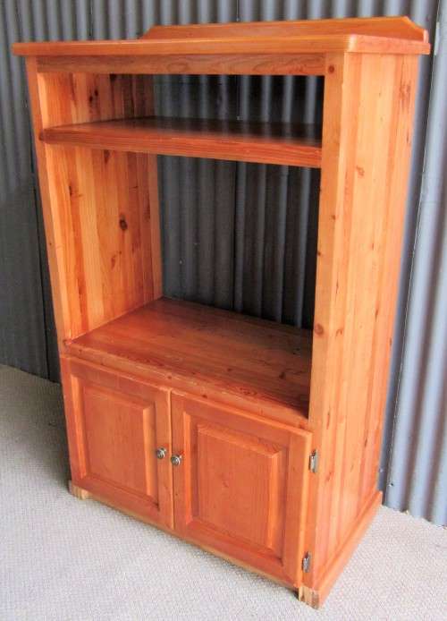 A CHEAP AND CHEARFUL OLD TV CABINET TO PAINT AND UPCYCLE MAYBE A BOOKSHELF