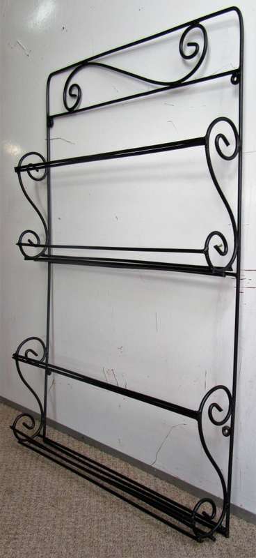 A VERY PRACTICAL WALL MOUNTED TOWEL RAIL FOR THE BATHROOM OR KITCHEN - 4 AVAILABLE