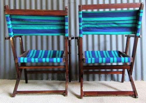 A STUNNING PAIR OF VINTAGE FOLD UP DECK CHAIRS