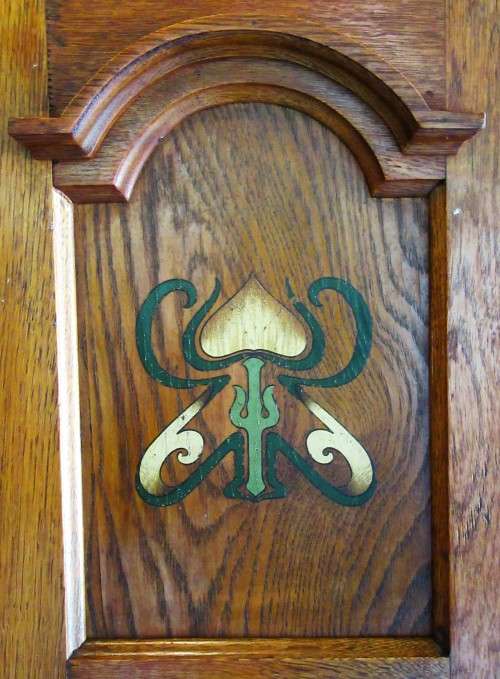 A GORGEOUS MIRRORED OAK WARDROBE WITH BEAUTIFUL INLAY WORK  - STUNNING & TIMELESS