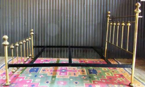 WOW A ANTIQUE BRASS QUEEN SIZE BED - SO MUCH CHARM AND ELEGANCE TO TO THIS PIECE
