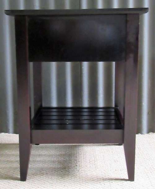 A CUTE ONE DRAWER BEDSIDE CABINET OR SIDE TABLE