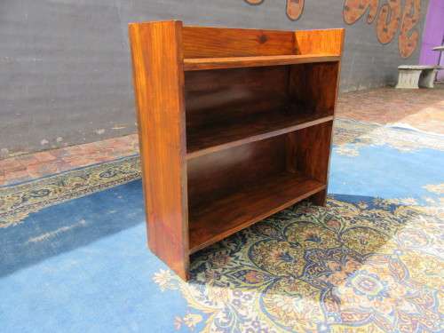 Cute Vintage Bookshelf perfect for a kids bedroom