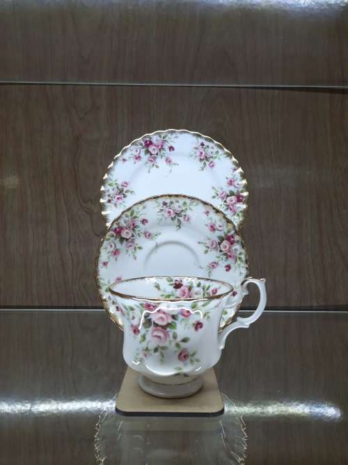 Royal Albert Cottage Garden Trio