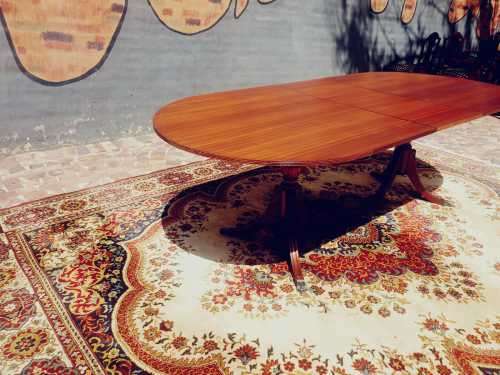 Hartman Keppler six-seater dining room set with two carver chairs