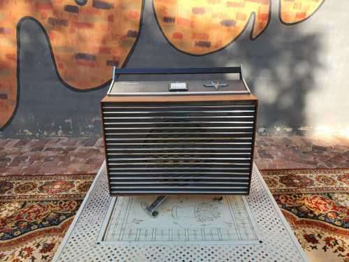 Mid-Century Retro from the `60s to 70`s Westpoint executive fanand heater