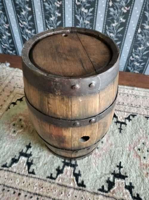 Medium Wood Barrel
