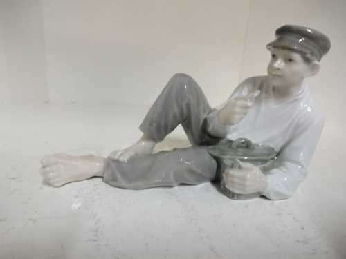 Royal Copenhagen Figurine #865, Royal Copenhagen Shepherd Boy Eating Porcelain Figurine Number 865