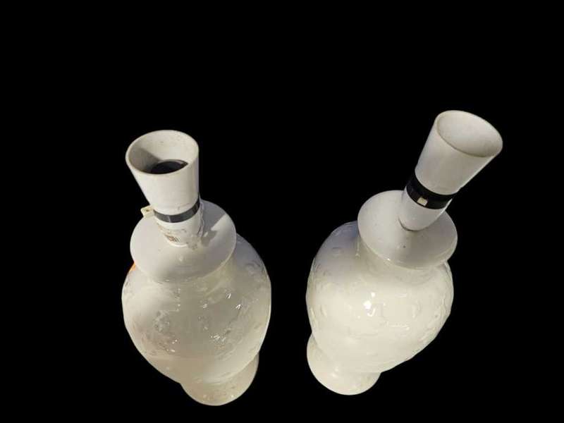 Pair of Elegant Glazed Ceramic Porcelain Table Lamps