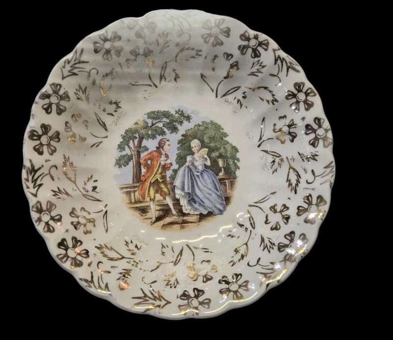 Stylish box frame with a Limose style plate, perfect for adding a touch of sophistication