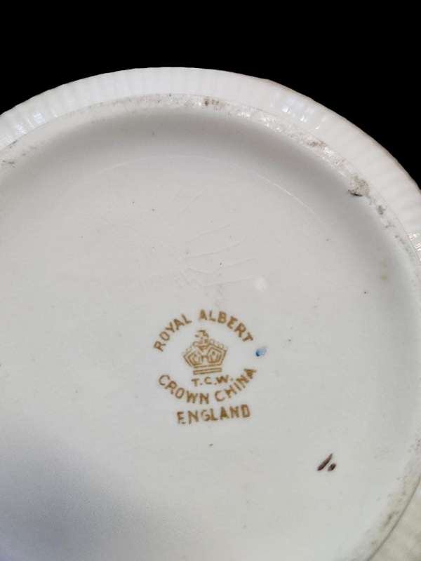 Royal Albert Crown Excella sweet bowl