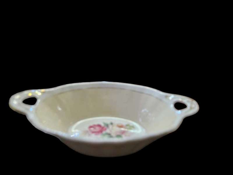 Royal Albert bon bon dish