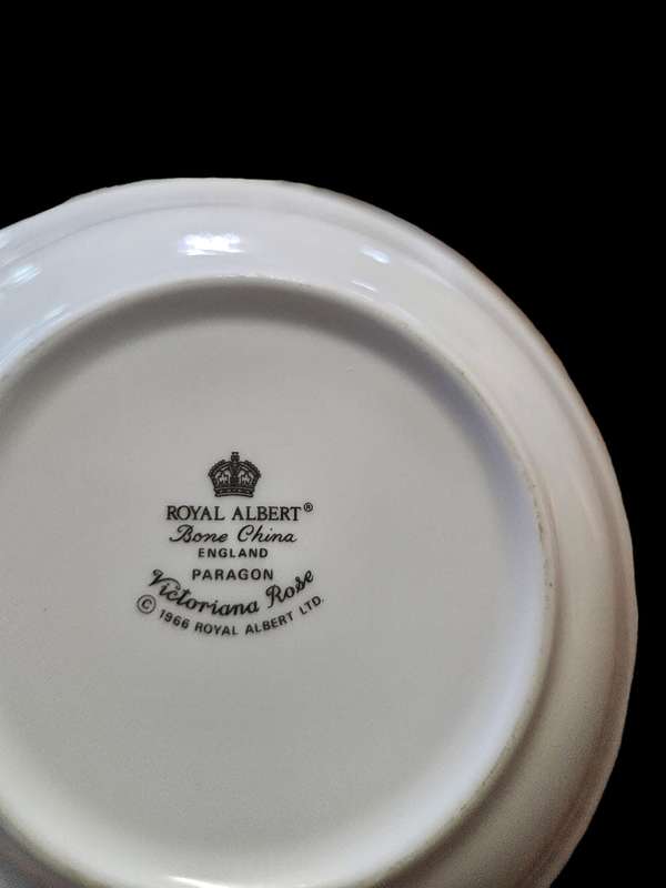 Royal Albert Victoriana Rose Dessert Bowl