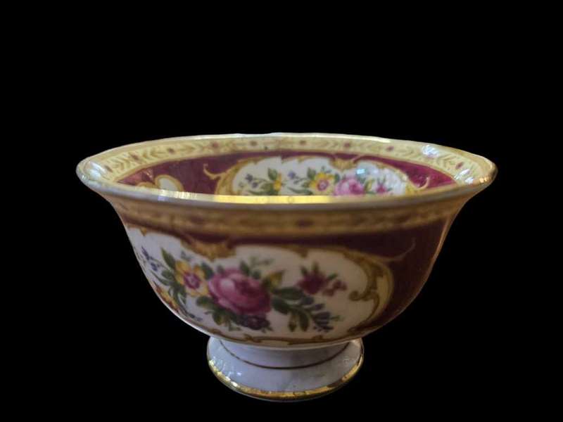 Royal Albert Lady Hamilton Sugar Bowl