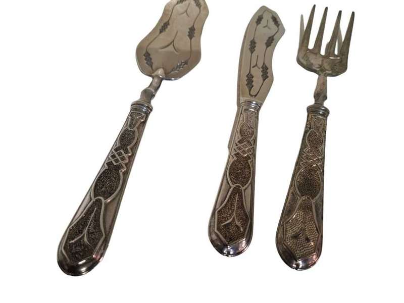 Fish Servers Serving Set