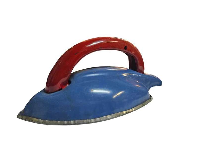 1940s Vintage Children`s Miniature Clotheing Iron