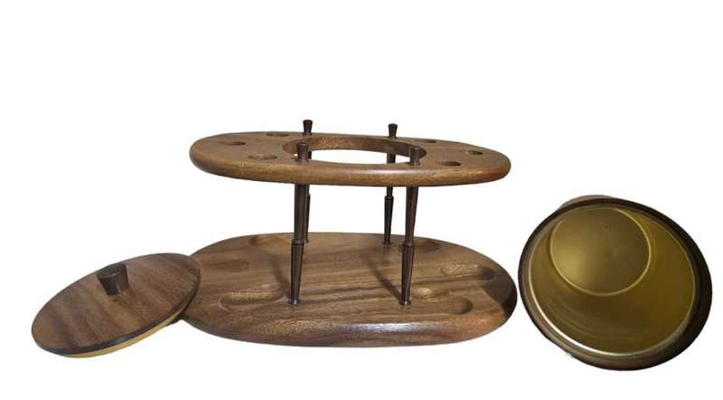 Monkey Wood Pipe Holder