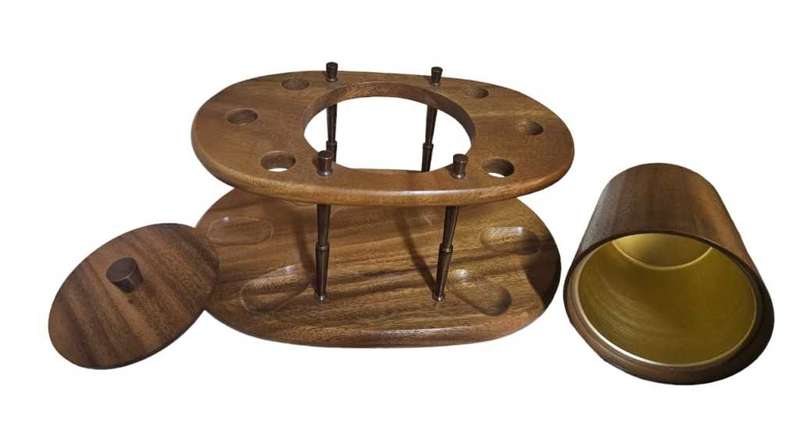 Monkey Wood Pipe Holder