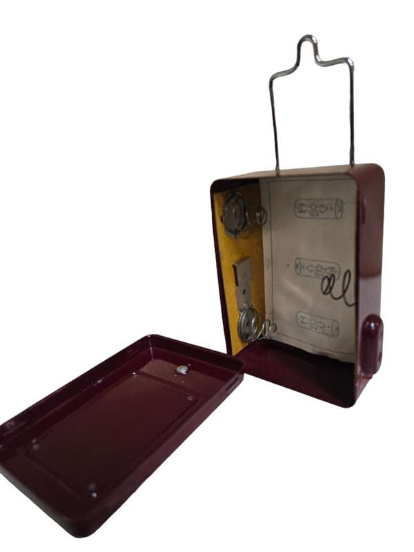1950`s Vintage Norelco Sportsman Electric Bakelite Battery box no cord